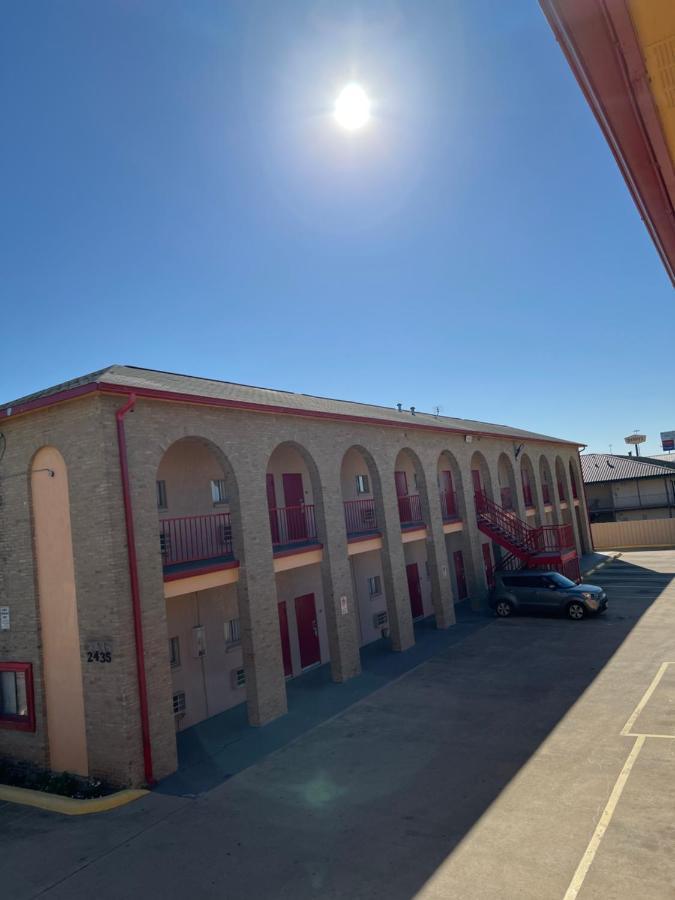 Executive Inn & Suites Lackland Afb سان أنطونيو المظهر الخارجي الصورة